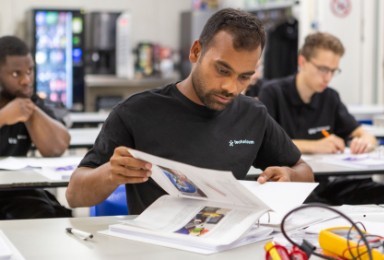 technicum-one-start-theorie-384x260 Technicum ONE Start kandidaat theorie